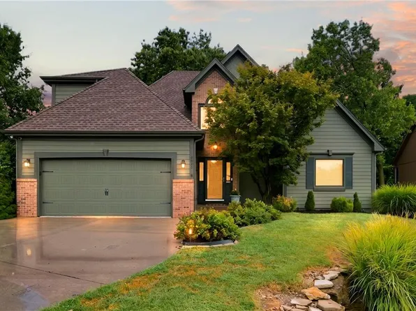 8625 N Dawn Ave, Kansas City, MO 64154