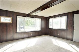 5th image of 1405 Baker Dr