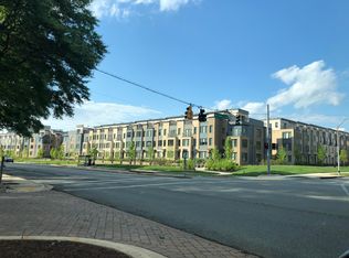 10405 Fernwood Rd, Bethesda, MD 20817