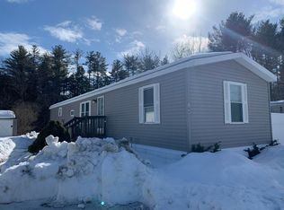 106 Daffodil Hill Ln, Rochester, NH 03868
