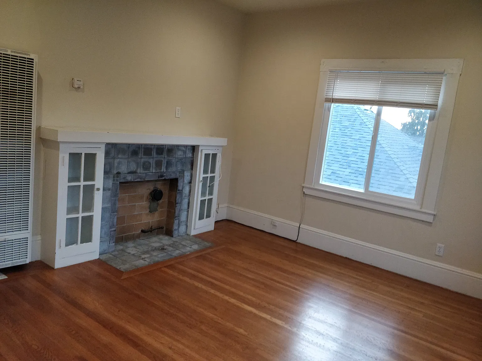 2 bed, 650 sqft, $2,500 — Photo 4