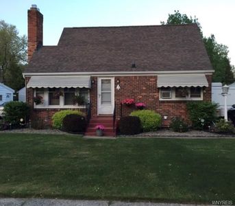 5 Vernon Dr, Cheektowaga, NY, 14225
