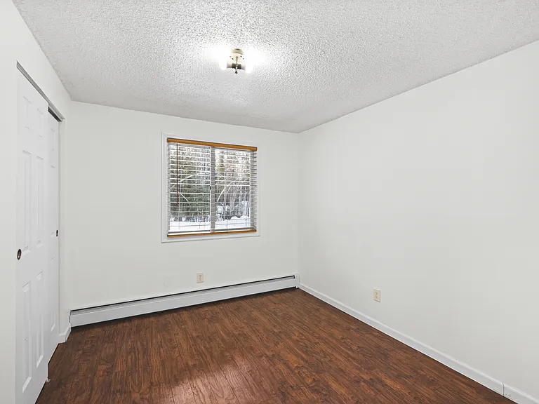 942 Ridgetop Rd — Photo 11