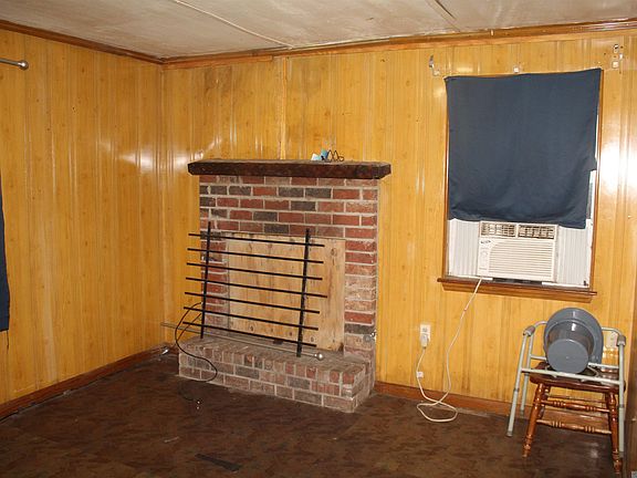 4th image of 8167 Odeal Williams Ln