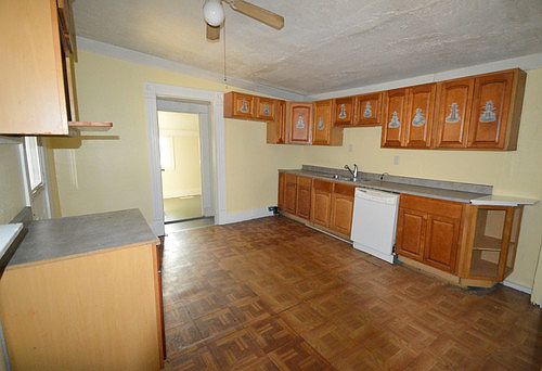 4th image of 1453 S Talbott St