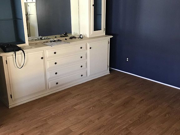 3rd image of 1219 Barham Dr #19