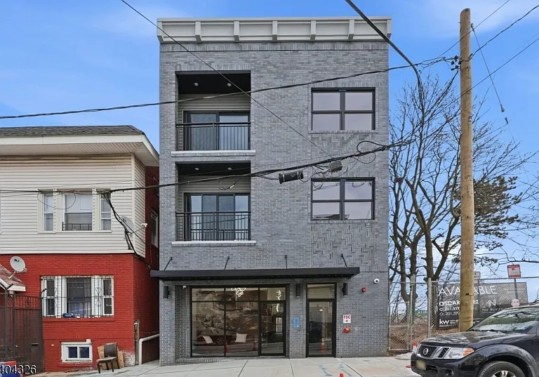 109 N 7th St #3 — Photo 8