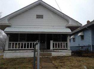 1221 N Spring St, Independence, MO 64050