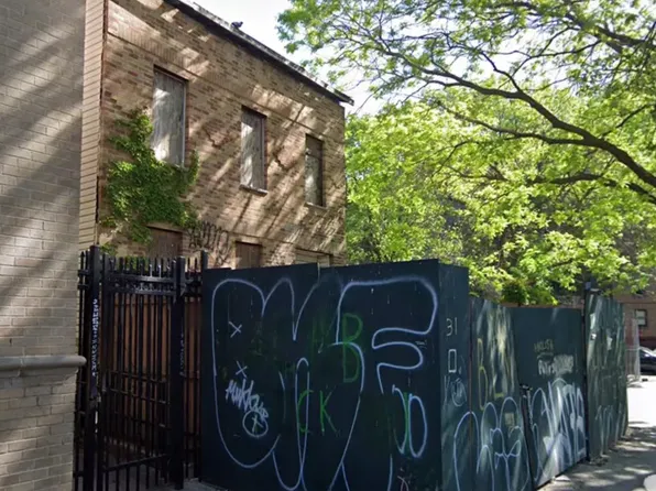 31 Sumpter St, Brooklyn, NY 11233