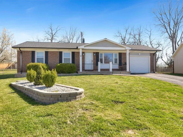 1207 Arbor Ln, Pacific, MO 63069
