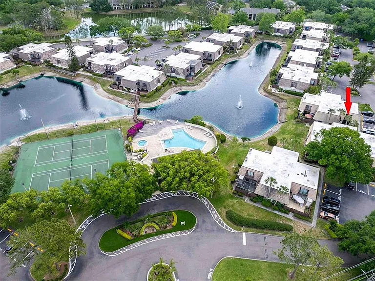15307 W Pond Woods Dr #301 — Photo 31