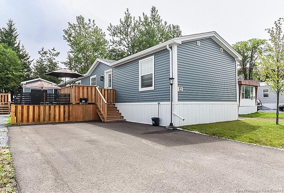 1st image of 12 Gull St