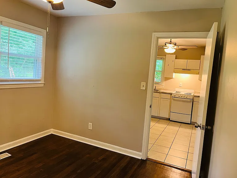 4531 Wesley Dr SW — Photo 18