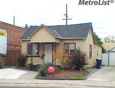 1st image of 3176 N St #1