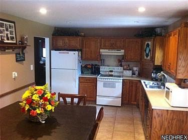 2nd image of 127 Harrow Ln