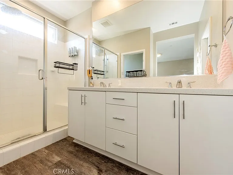 1426 S Urbana St — Photo 20