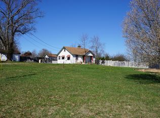 2149 E 1st St, Crossville, TN 38555