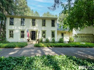 1876 Oliver Woods Ct SE, Grand Rapids, MI 49546