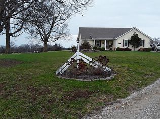 305 Causey Ln, Paint Lick, KY 40461