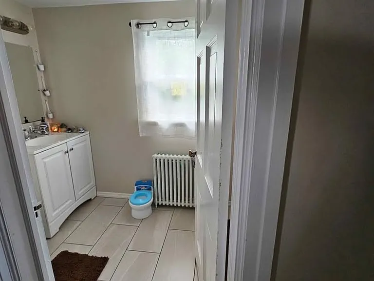 16 Henderson Rd — Photo 20