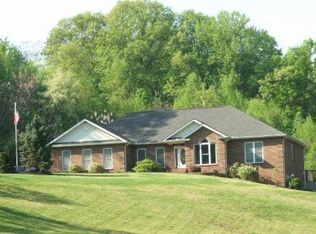 174 Goldenrod Ln, Friendsville, TN 37737