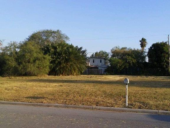 2nd image of 17444 Parker Ave
