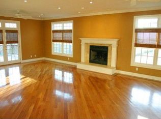 11 N Covington Meadow Rd, Saint Louis, MO 63132