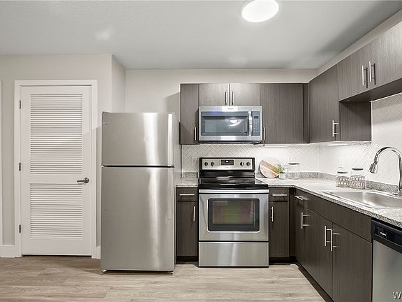 2nd image of 680 6th Ave NE APT 4303