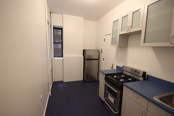 Rented by Aether Property Group | media 25