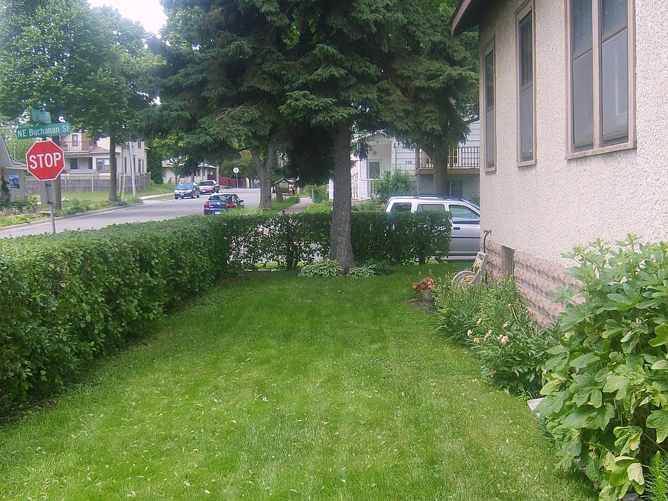 2nd image of 701 Buchanan St NE