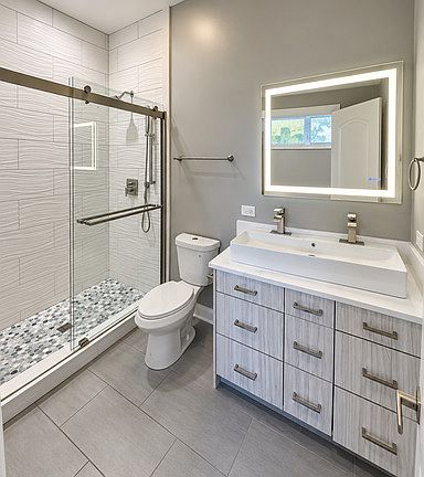 5th image of 4950 S Michigan Ave #3