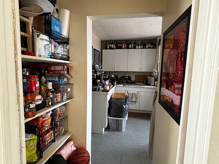 177 W 7th St #3 — Photo 7