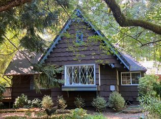 16931 Bryant Rd, Lake Oswego, OR 97035