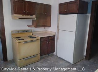 1104 S 63rd St, West Allis, WI 53214