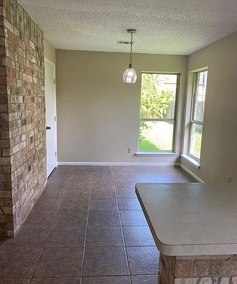 523 Gleneagles Dr — Photo 5