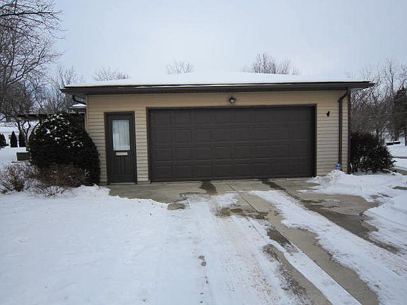 2nd image of 1086 Marian Ave