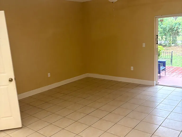 6606 Catalina Ln — Photo 5