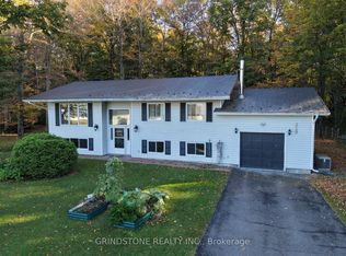 319 Riverwood Dr, Ottawa, ON K0A3M0