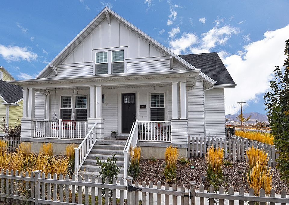 1st image of 10222 S Willamette Way