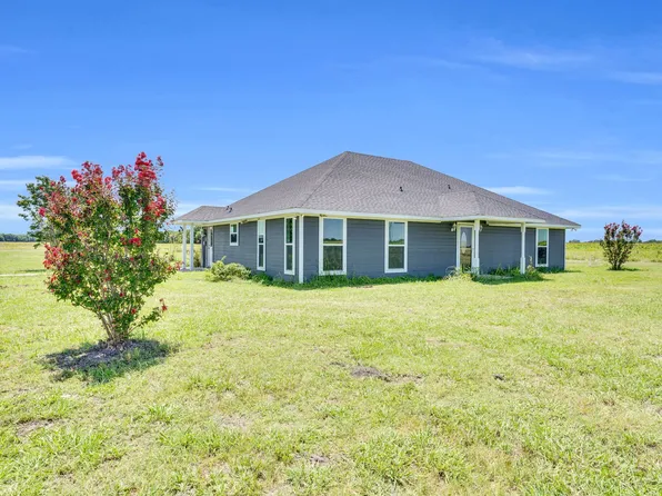 1139 Trumbull Rd, Ferris, TX 75125