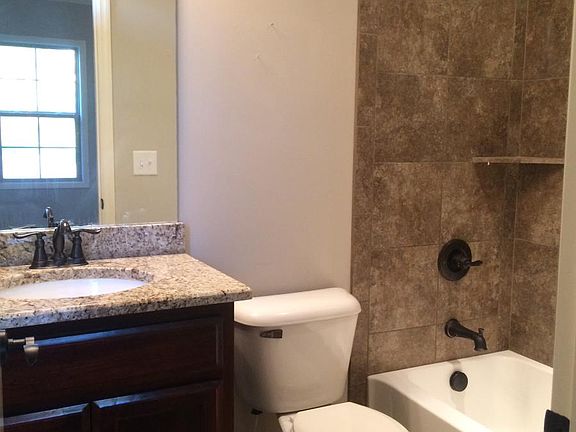 5th image of 338 Big Station Camp Blvd APT B