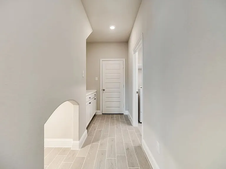 412 Winding Creek Ln — Photo 13