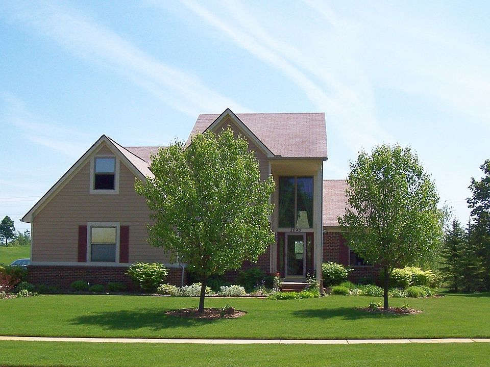 1st image of 2043 Sandlewood Dr