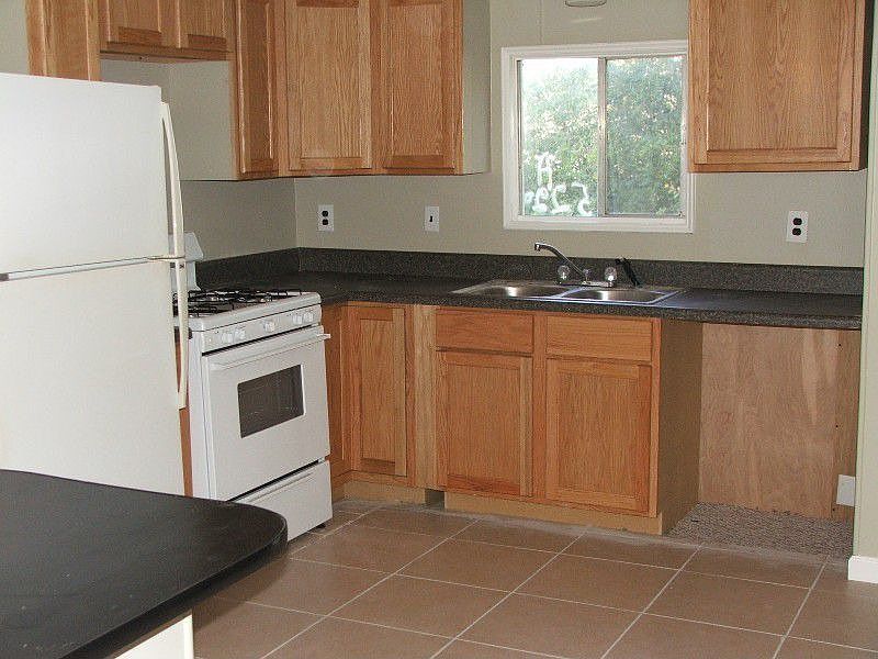 2nd image of 6645 Ridge Ave