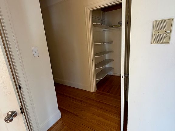 5th image of 4101 Lincoln Way APT 103