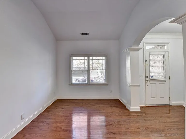 2104 Nelms Pointe Lndg — Photo 5