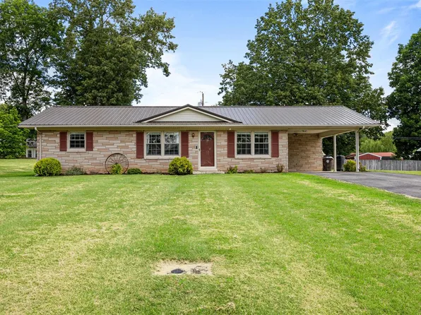 760 Woodland Circle Dr, Scottsville, KY 42164