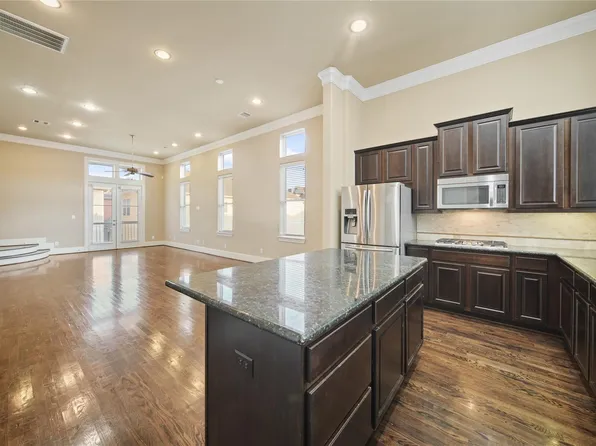 1250 W 23rd St, Houston, TX 77008