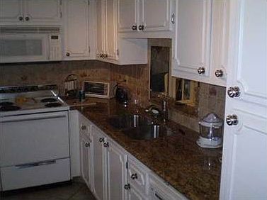 3rd image of 205 SE 11th Ter APT 102