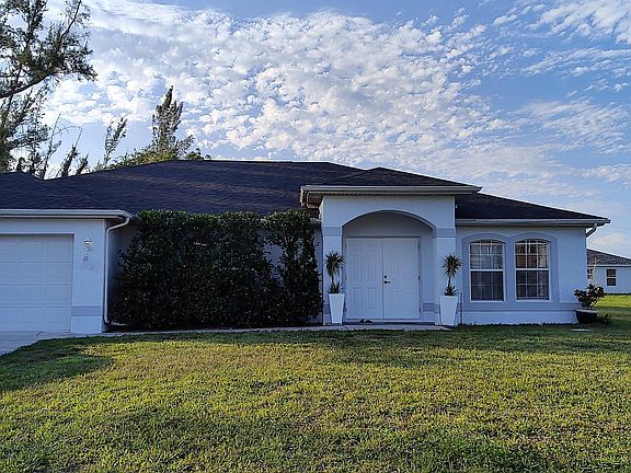 3rd image of 2823 NW 10th Ter